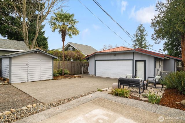 7317 30th Avenue SW, Seattle, WA 98126