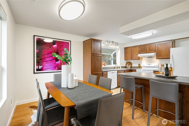 7317 30th Avenue SW, Seattle, WA 98126