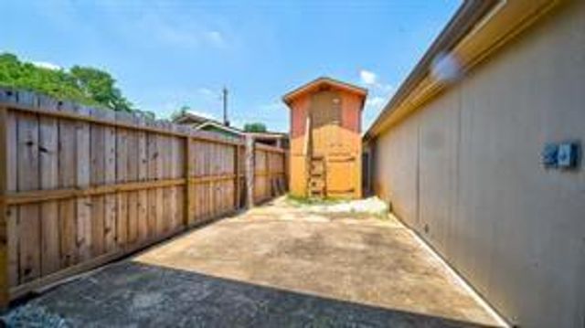 6907 Gainesville Street, Houston, TX 77020