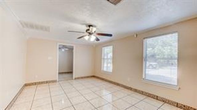 6907 Gainesville Street, Houston, TX 77020