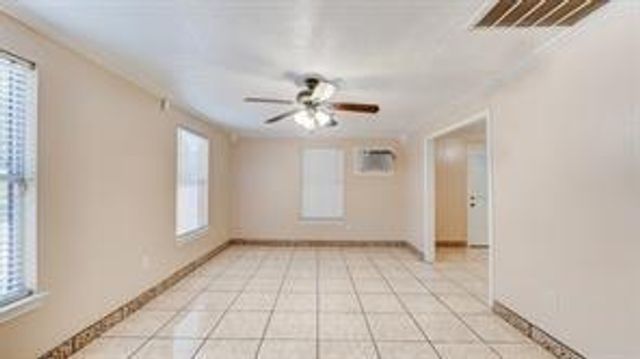 6907 Gainesville Street, Houston, TX 77020