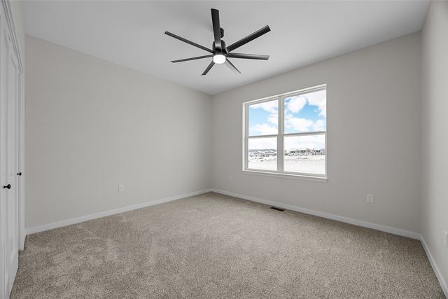 624 Rock Ridge Road, Tiffin, IA 52340