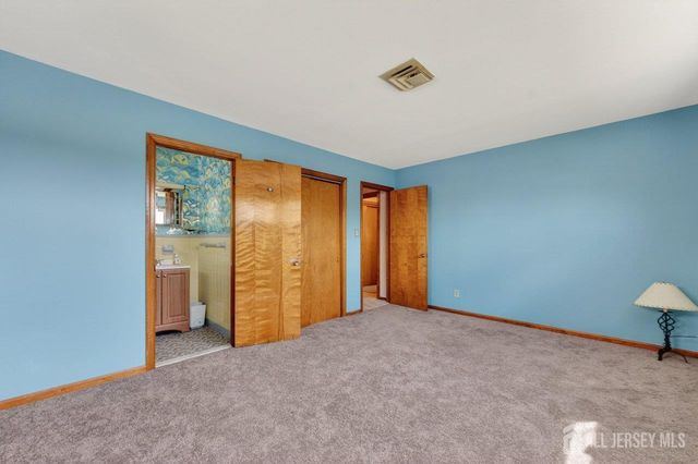 55 Market Street, Edison, NJ 08817