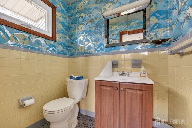 55 Market Street, Edison, NJ 08817