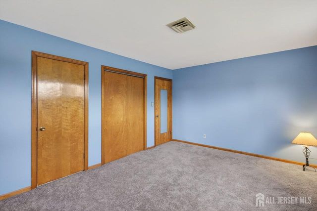 55 Market Street, Edison, NJ 08817