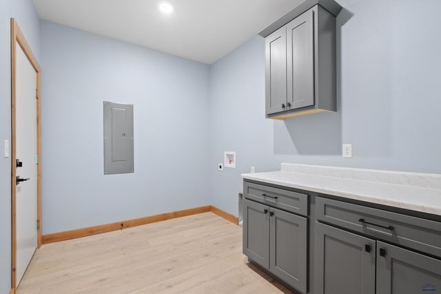 4646 WICKHAM CT, Rapid City, SD 57702