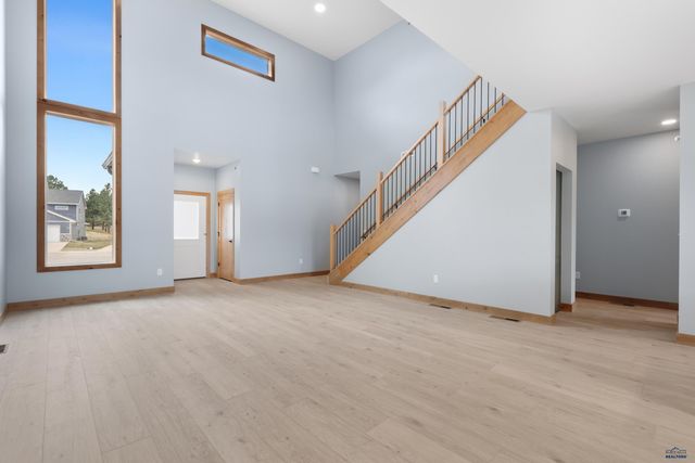 4646 WICKHAM CT, Rapid City, SD 57702