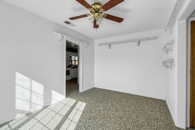 753 W Floradora Avenue, Fresno, CA 93728