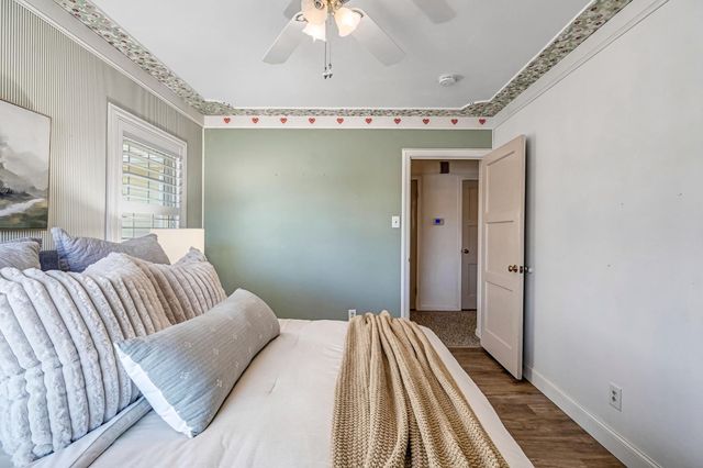 753 W Floradora Avenue, Fresno, CA 93728