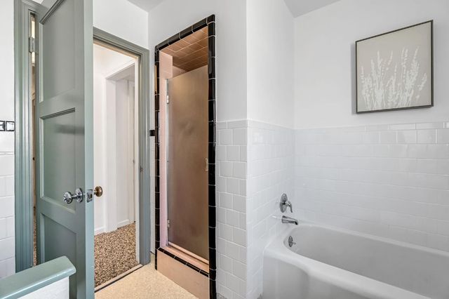 753 W Floradora Avenue, Fresno, CA 93728