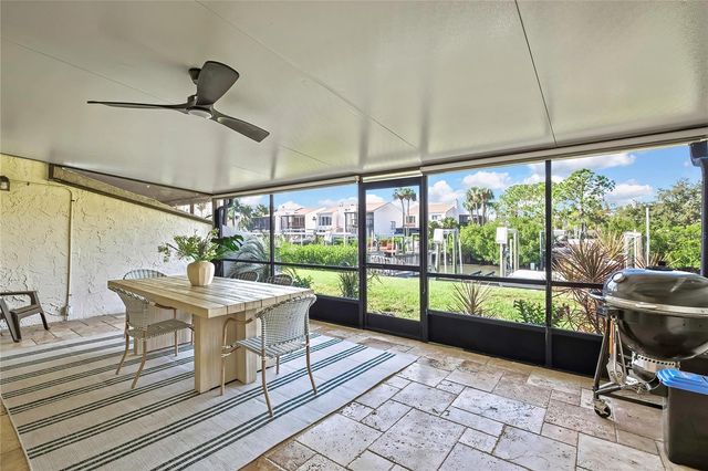 4354 OUTRIGGER LANE, Tampa, FL 33615