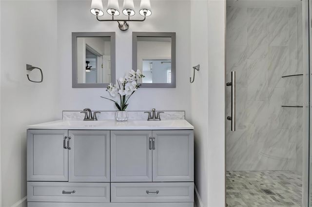 4354 OUTRIGGER LANE, Tampa, FL 33615