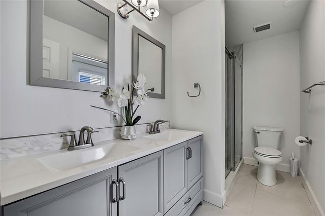 4354 OUTRIGGER LANE, Tampa, FL 33615