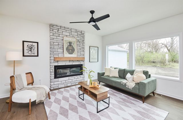 1036 NW MacArthur Lane, Waukee, IA 50263