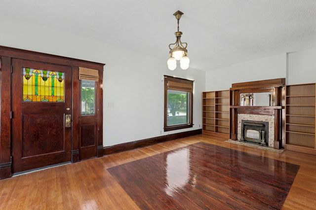 1405 S Water St, Wichita, KS 67213