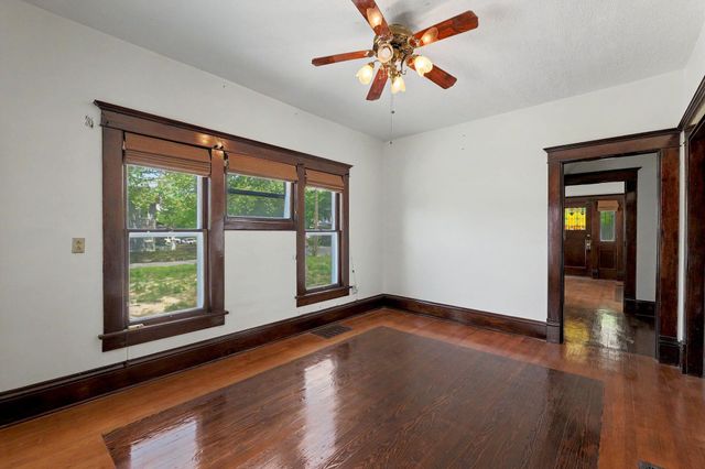 1405 S Water St, Wichita, KS 67213