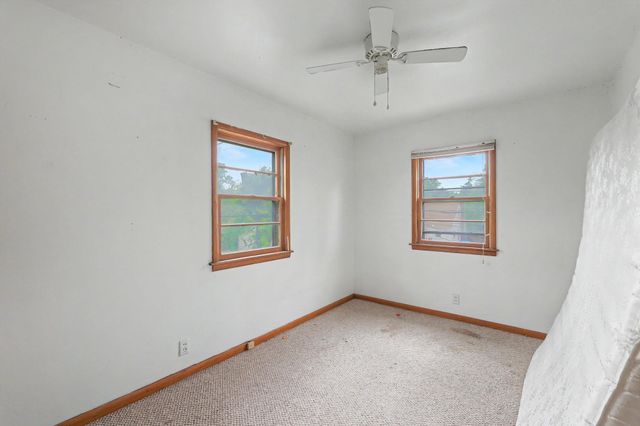 1405 S Water St, Wichita, KS 67213