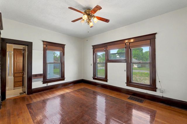 1405 S Water St, Wichita, KS 67213