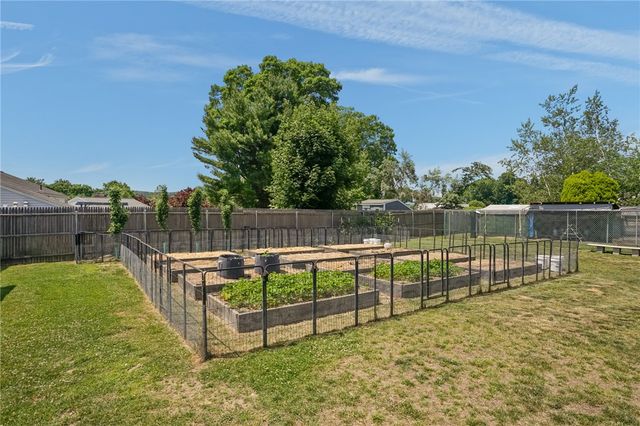 203 Garden Hills Drive, Cranston, RI 02920