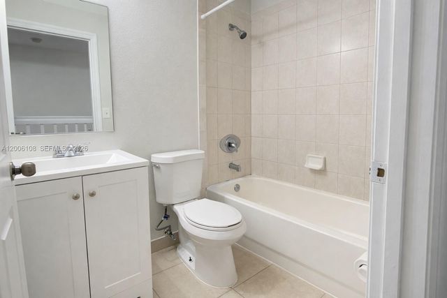 2290 NW 136th Ter 2290, Opa-locka, FL 33054