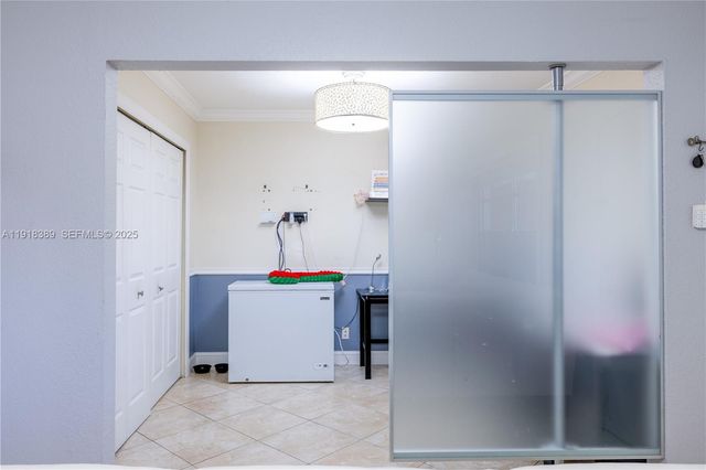 12800 SW 43rd Dr 102-B, Miami, FL 33175