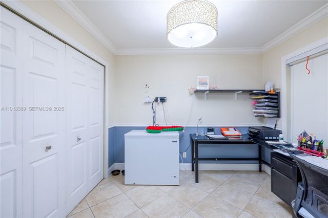 12800 SW 43rd Dr 102-B, Miami, FL 33175