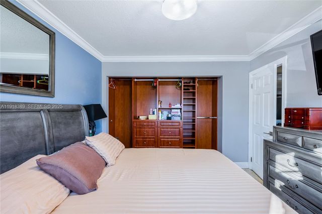 12800 SW 43rd Dr 102-B, Miami, FL 33175