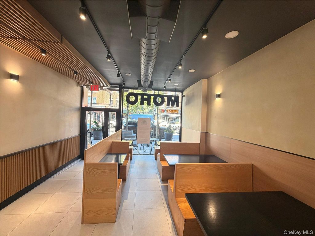 3506 Ditmars Boulevard, Astoria, NY 11105 — photo 2
