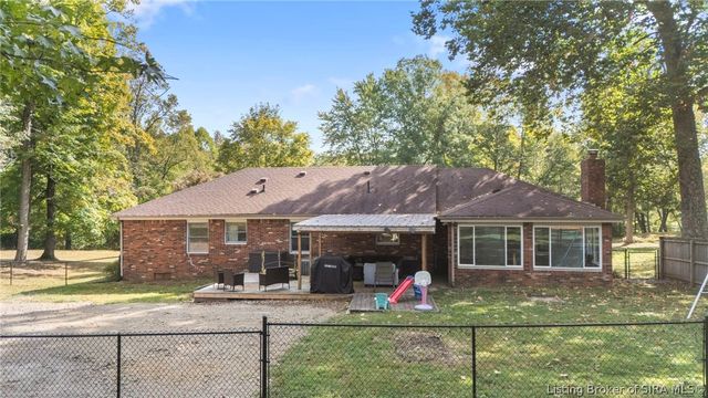375 N Hereford Lane, Madison, IN 47250