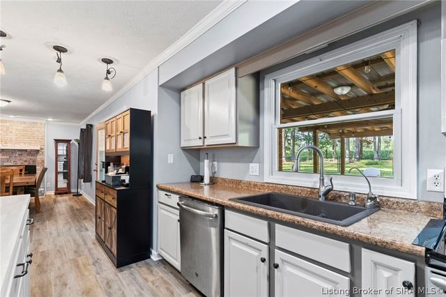 375 N Hereford Lane, Madison, IN 47250