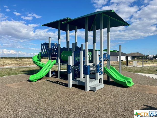 115 W St. Francois Avenue, Port Lavaca, TX 77979