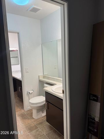 1545 E SAHUARO Drive 15, Phoenix, AZ 85020