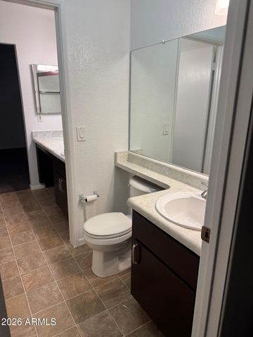 1545 E SAHUARO Drive 15, Phoenix, AZ 85020