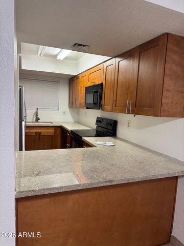 1545 E SAHUARO Drive 15, Phoenix, AZ 85020