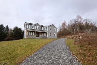 14 Sterling Dr, Wantage Twp., NJ 07461