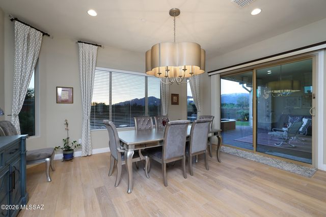 2431 Wychwood Court, Tucson, AZ 85749