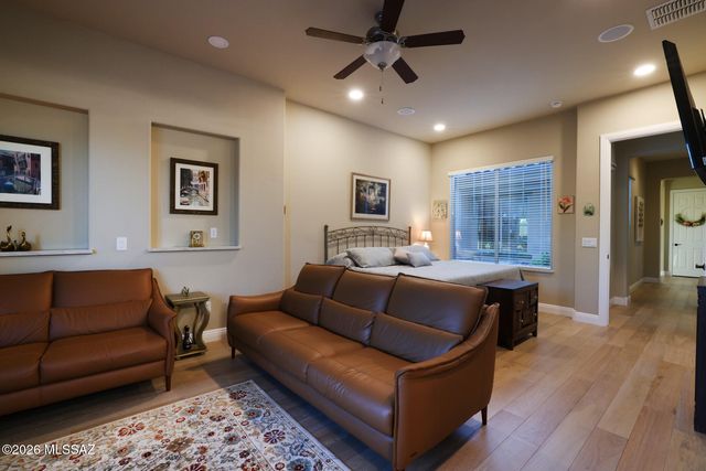 2431 Wychwood Court, Tucson, AZ 85749