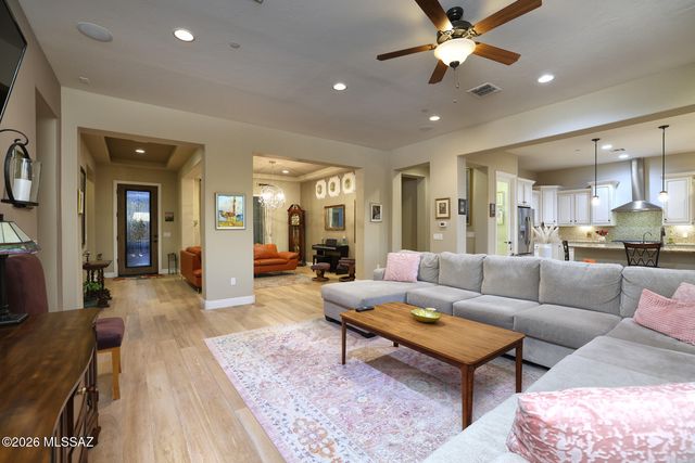 2431 Wychwood Court, Tucson, AZ 85749