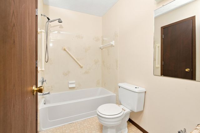 8369 Yuma Drive, Powell, OH 43065