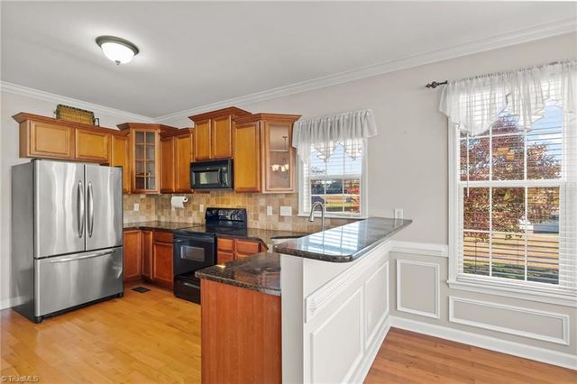 6406 Calvary Way, Thomasville, NC 27360