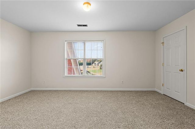 6406 Calvary Way, Thomasville, NC 27360