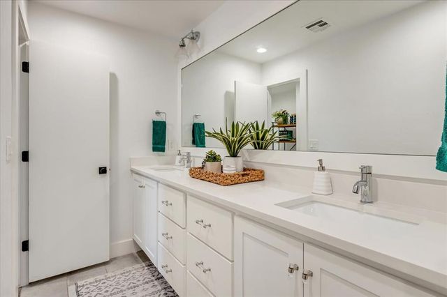 4910 Morris Lane, Oklahoma City, OK 73112