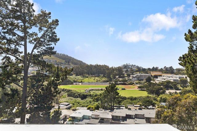 36 Cameo Way, San Francisco, CA 94131