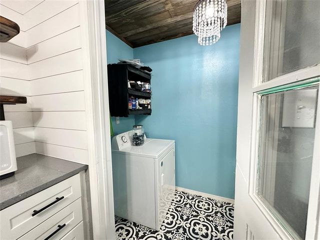 3 Rock Hollow Road, Shawnee, OK 74804