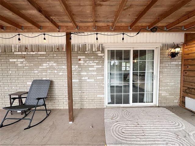 3 Rock Hollow Road, Shawnee, OK 74804