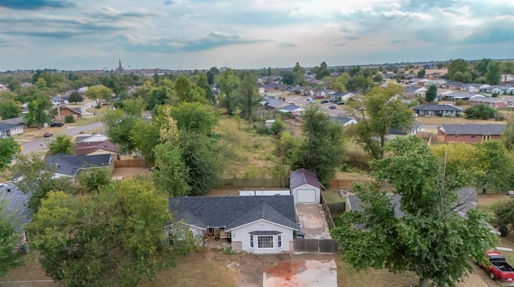 3 Rock Hollow Road, Shawnee, OK 74804