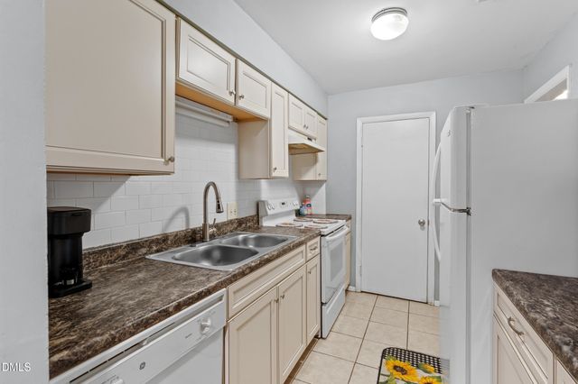 1208 Schaub Drive C, Raleigh, NC 27606