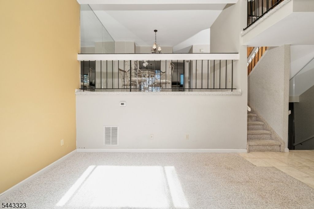 569 Dell Pl 69, Stanhope Boro, NJ 07874 — photo 2