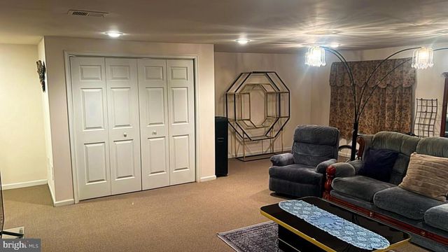 1402 REDWOOD CT #57, West Chester, PA 19380