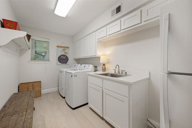 3767 Jubilee Trail, Dallas, TX 75229